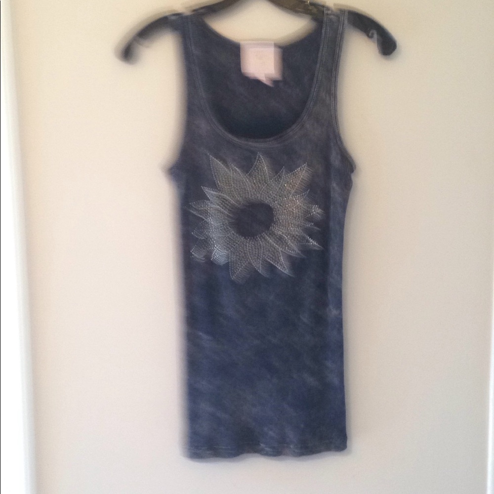 Women's Top